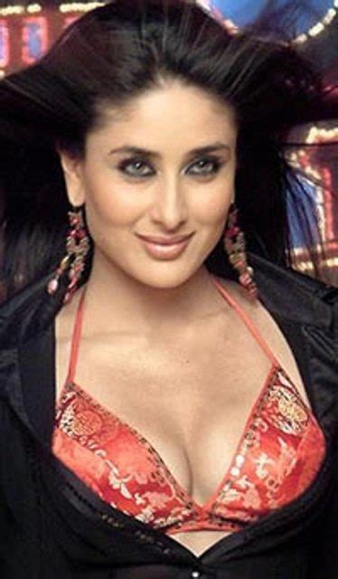 Bollywood Hollywood Junction Kareena Kapoor Hot Wallpapers Kareena