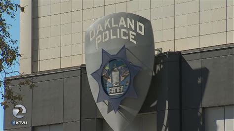 oakland police investigating broad daylight shooting in the uptown area