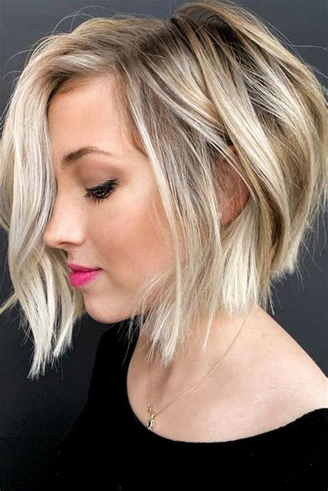 Short And Long Blonde Hair Ideas In Chic Academic In