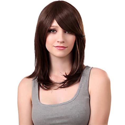 Model ini membuatmu terlihat lebih anggun dan kekinian dengan variasi pada potongan rambut layer. 20 Model Rambut Sebahu Wanita Agar Terlihat Semakin Cantik