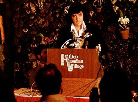 Elvis On November 20 1972 At The Aloha From Hawaii Press Conference In