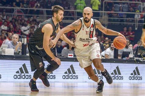 Jovem craque diz que jogo mais difícil da frança no grupo da morte da eurocopa é a estreia contra a alemanha e aponta favoritos ao título. Flamengo vai a Franca pelo segundo jogo da final do NBB