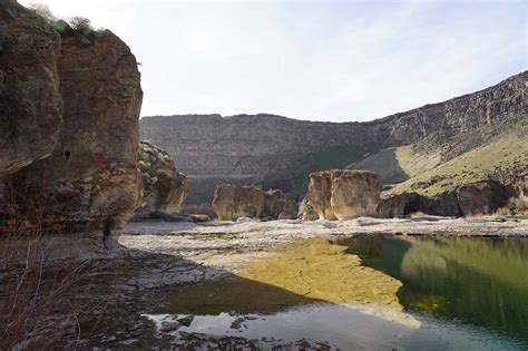 Pillar Falls - Eccentric Formations On The Snake River