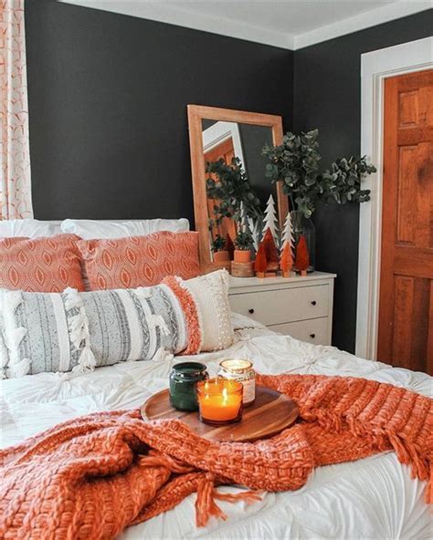 30 Gorgeous Fall Bedroom Decoration Ideas You Would Dream To Have