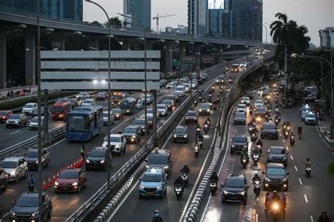 Kembali Diperpanjang, Begini Aturan Ojek Online Selama PSBB Transisi di
