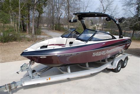 You can buy malibu wakesetter vlx just for 42995 usd. Malibu boats for sale in Tennessee