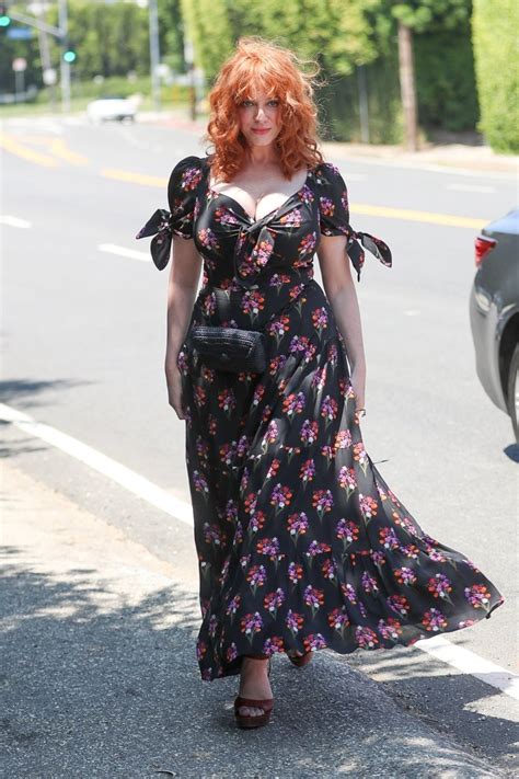 Christina Hendricks Instyle Day Of Indulgence Party In Brentwood Hot Celebs Home