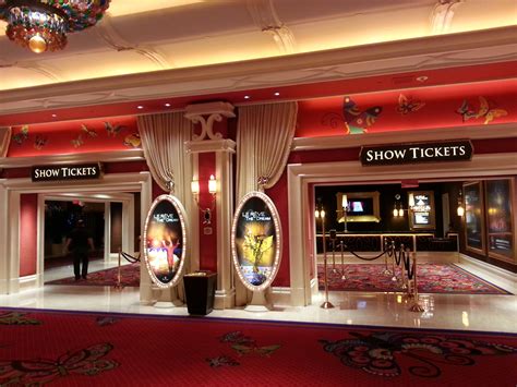 Le Rêve The Dream Wynn Theater Las Vegas Top Picks