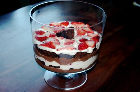 creative try als chocolate mousse brownie trifle