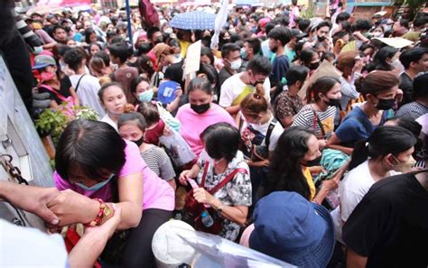 tulfo asks for understanding after disorderly distribution of dswd s educational assistance