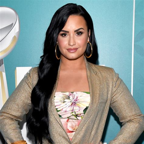 Demi Lovato Drops New Song Commander In Chief