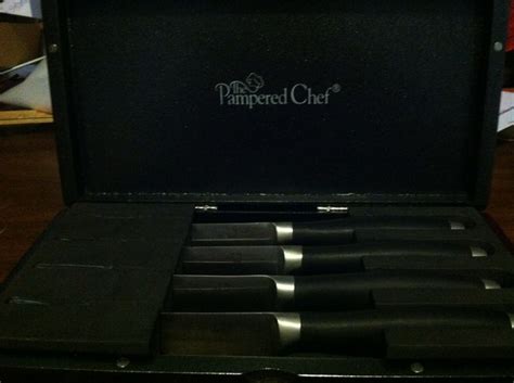 Pampered Chef Steak Knife Set Comes In A Nice Case Has A Life Time