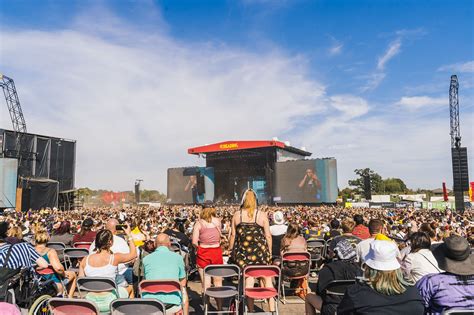 Big green coach is the company that broke the record for the most number of coach customers to reading festival. Reading Festival | Gallery | Reading Festival 2019