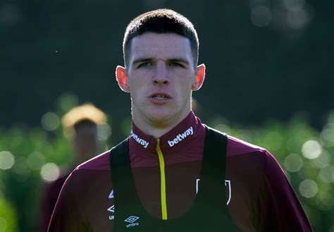 Get declan rice latest news and headlines, top stories, live updates, special reports london, january 16: Could West Ham's Declan Rice be the centre-back Chelsea ...