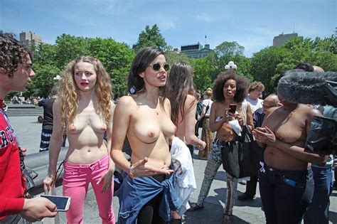 The Hottest Lina Esco Pics From Freethenipple Event In Chicago The