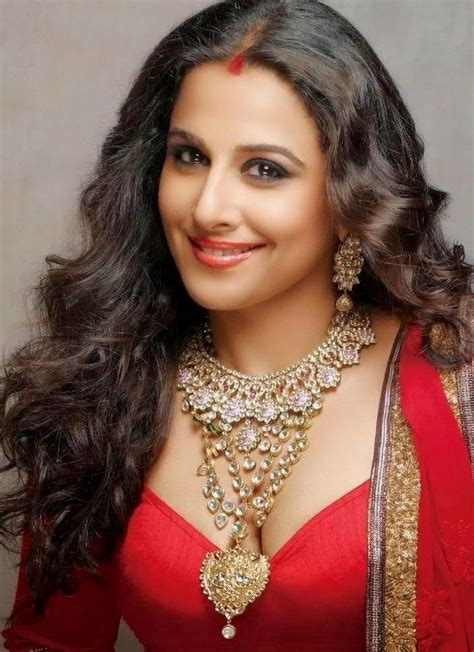 Guru Actress Hot Vidya Balan Hot Sexy Photoshoot Photos In Hi Blitz Magazine