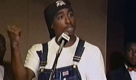 Imagini Tupac Resurrection 2003 Imagini Tupac Povestea Adevarata