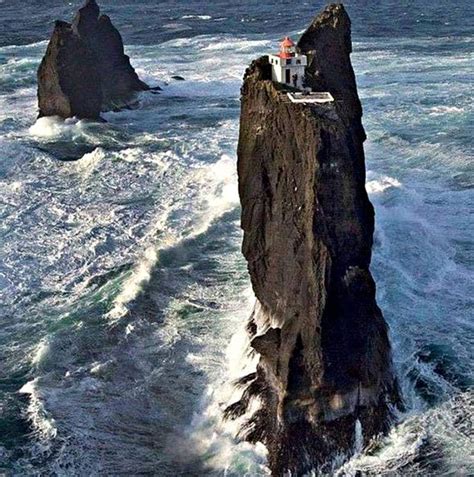Terrifying Lighthouse On Clifftop Is Not For The Faint Hearted Travel