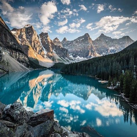 Moraine Lake Is A Sight To Behold Photo By Tomhillphotography