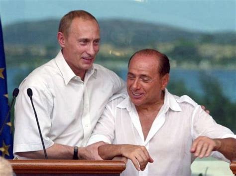 Berlusconi Senza Freni Putin Mi Ha Regalato 20 Bottiglie Di Vodka