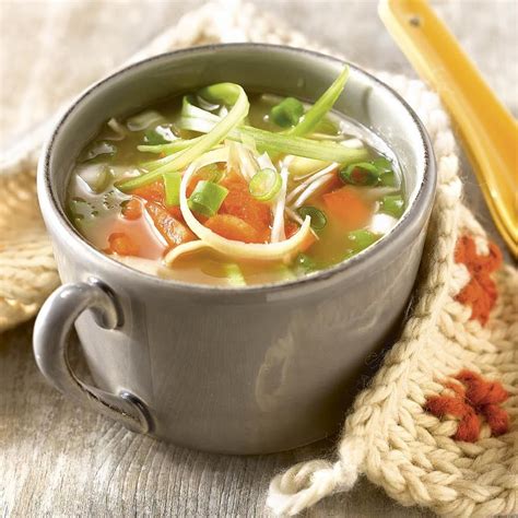 Sopa De Miso Y Verduras Sopa Para Adelgazar 11 Recetas Muy Saciantes