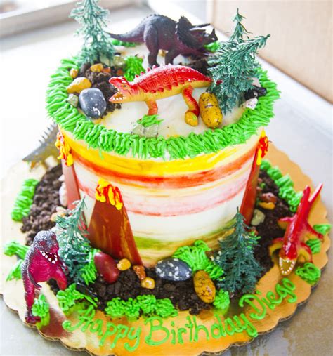 Maybe you would like to learn more about one of these? Dinosaur themed kids birthday cake. - Cake #183 #dinosaur ...