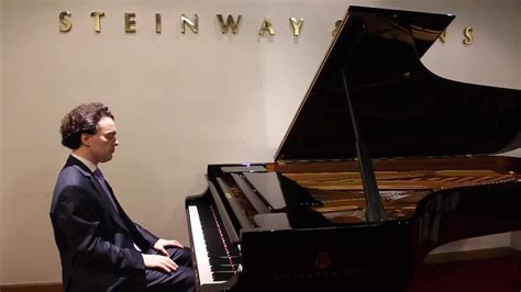 12 Best Piano Players In The World