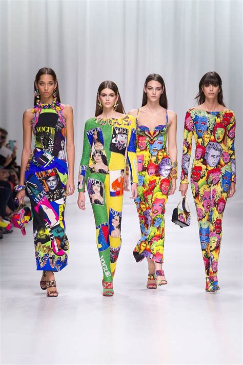 Versace Spring Ready To Wear Collection Photos Vogue Fashion