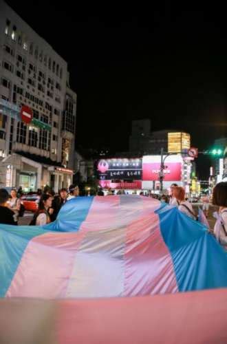 你知道上個月，有台灣第一次的跨性別遊行「看見跨性別」嗎？ Hornet The Queer Social Network