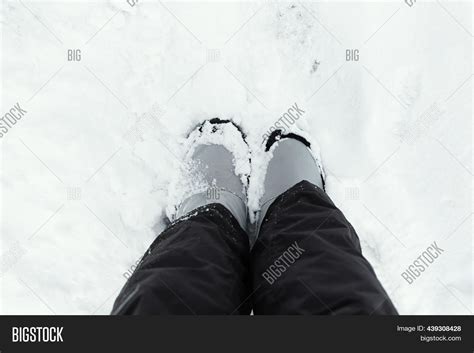 Feet Snow Top View Image And Photo Free Trial Bigstock