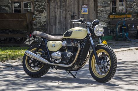 This Is The New Triumph Bonneville Street Twin By Triplebike Srl With