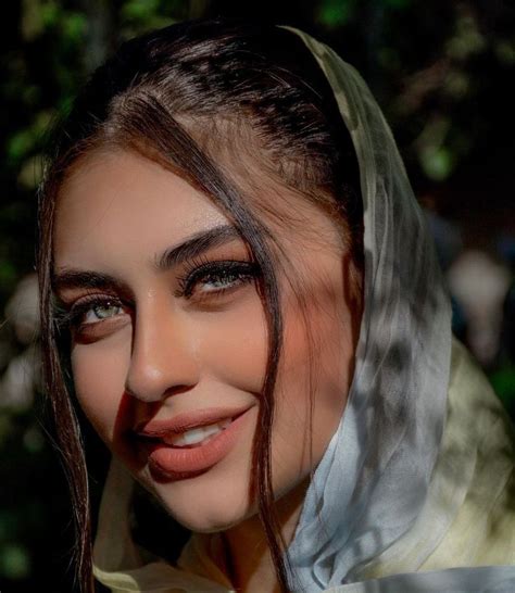 iranian persian women girls doniidaily in 2022 persian beauties arabian beauty women