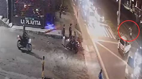 video menor se salvó de ser secuestrado al lanzarse de una moto en movimiento en ibagué infobae