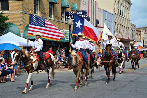 4th Of July Parade Beltontexas A Central Texas Town Of Ab Flickr