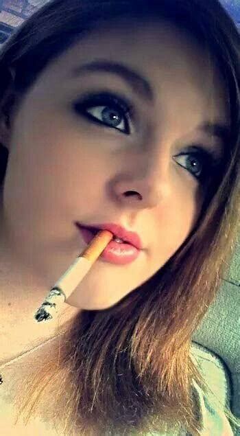 Usa Smokers Ava Smoking Saratoga 120s From Her New Video Facebook