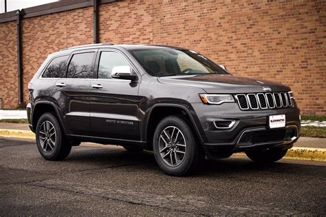 New 2020 Jeep Grand Cherokee Limited Sport Utility In Bloomington