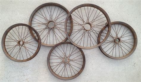Metal Diecast Antique Bicycle Wheel Spokes Tricycle Collectible Wall