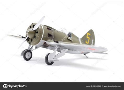 Controla el avión mientras vences a los enemigos que te podrán atacar por aire, tierra y mar. Fotos: aviones de combate antiguos | Modelo de antiguos ...