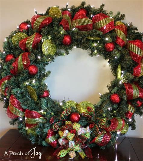 Finished Wreath A Pinch Of Joy Outdoor Christmas Wreaths Easy