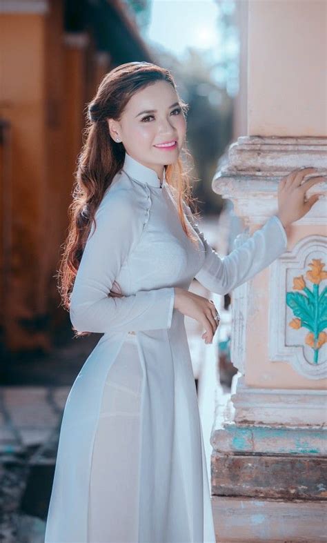 beautiful vietnamese traditional dress traditional dresses girls long dresses ao dai curvy