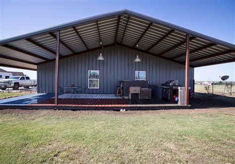 It can be a challenging to find the metal shop with living quarters plans. 3+ BEAST Metal Building: Barndominium Floor Plans and ...