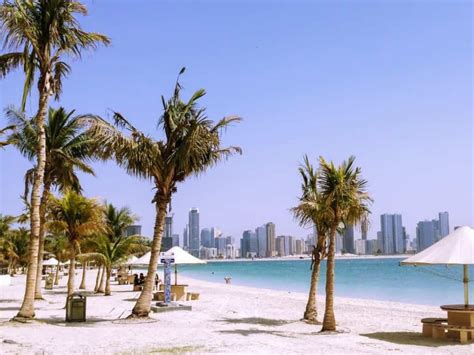 Al Mamzar Park Dubai Destination For Relaxing And Beach Lovers