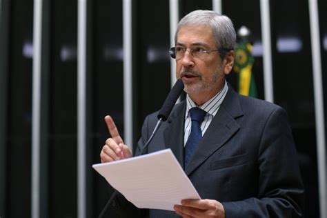 PSDB quer prioridade do Congresso na redução da fragmentação partidária