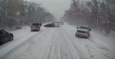 Video Multi Car Accident Shows Why You Need To Go Slow In The Snow