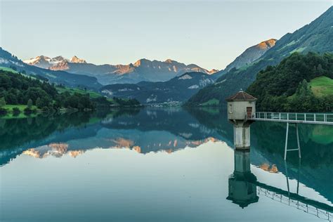 Zum Mittelpunkt der Schweiz - Reisetipp