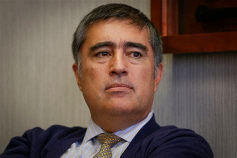 Mario guillermo desbordes jiménez (los andes, 15 de octubre de 1968) es un abogado, político y excarabinero chileno, militante de renovación nacional (rn), partido del cual fue secretario general entre diciembre de 2010 y marzo de 2018, cuando pasó a ser presidente del mismo. Mario Desbordes: "El chileno es de centro derecha pero no ...