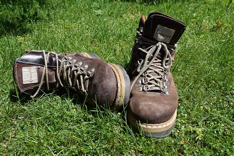 Hiking Boots Vs Work Boots What To Know The Fun Outdoors