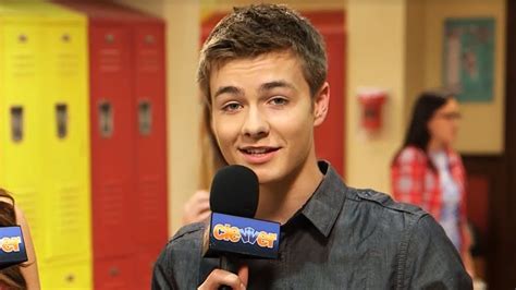 oh my gosh he is so adorable peyton meyer girl meets world girl meets world cast