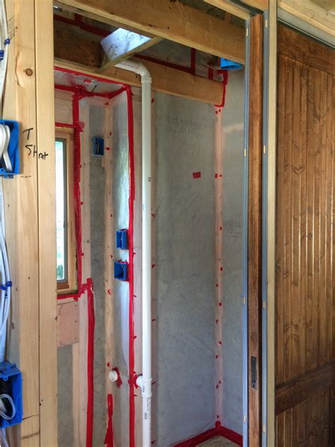 It's specially designed to prevent transmission of moisture along the floor, wall, roof, or ceiling conventions of structures to. RiverEdge: Vapor Barrier & Radiant Barrier