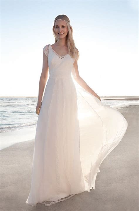 Ivory lace bridal gown wedding dress custom. Rembo styling — Vintage — Esprit: Einfaches Chiffon-Kleid ...
